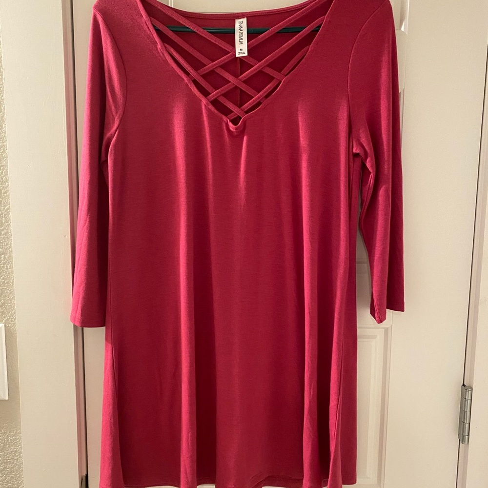 🌟$5 SALE🌟 Criss Cross Maroon Tunic